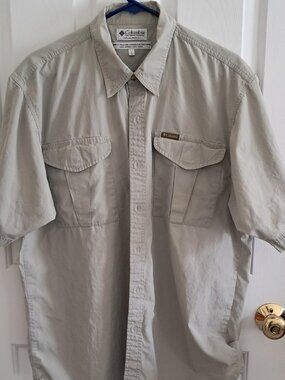 Men's Columbia Short Sleeve Shirt, Large